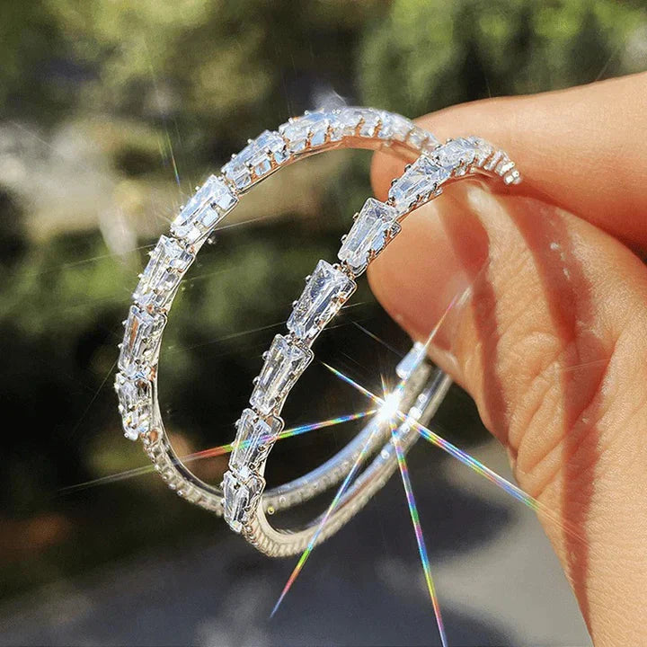 カミラ・ヴェスタリア・ピアス｜ホワイトゴールド 18K