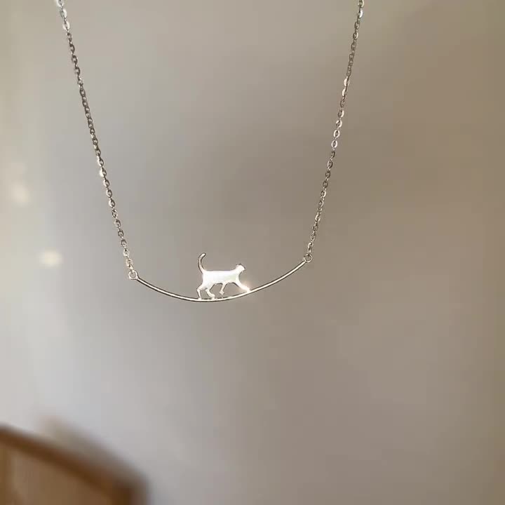 クライミング・キャット・ネックレス（シルバー